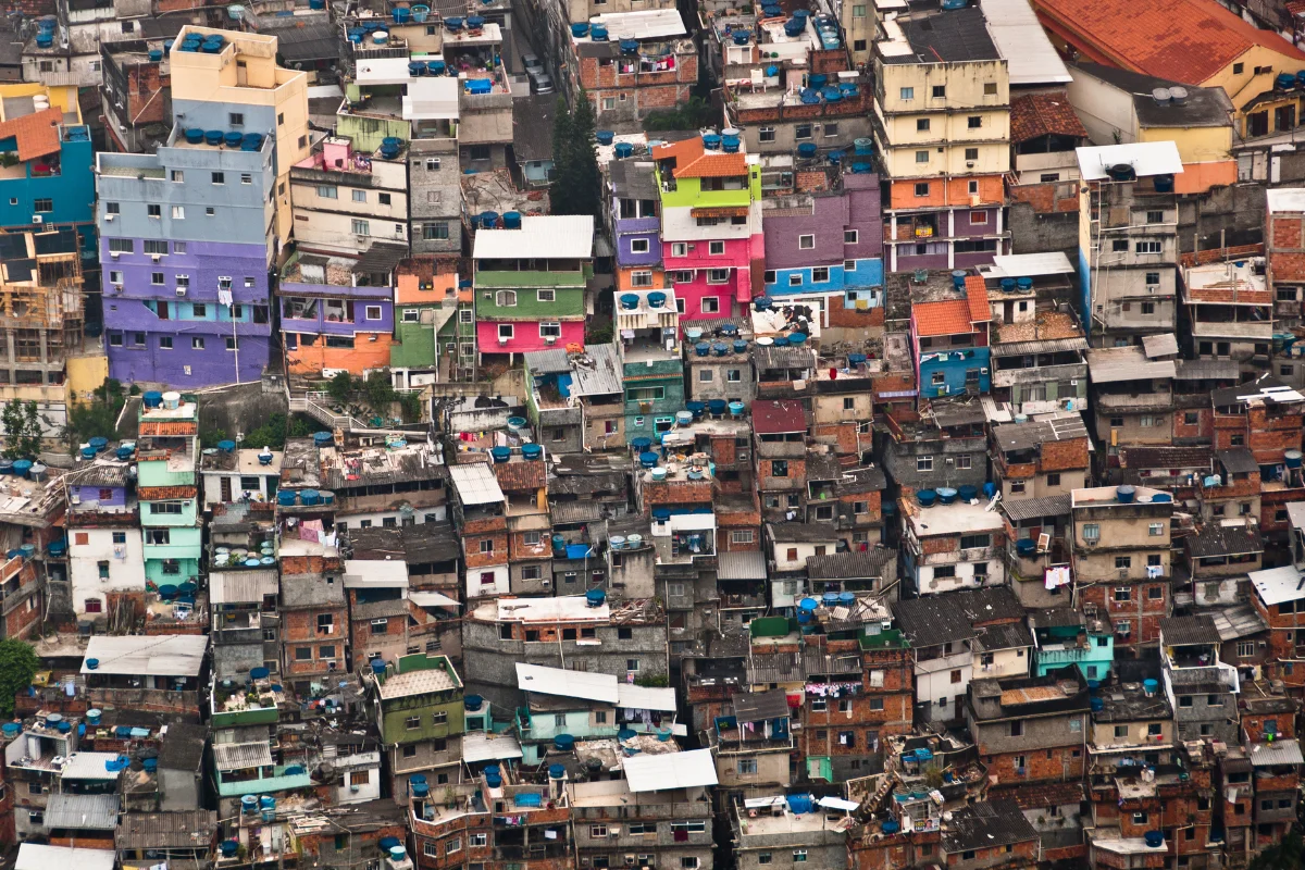 Pobreza Cede en Latam, Desigualdad Extrema Presiona Sectores Vulnerables