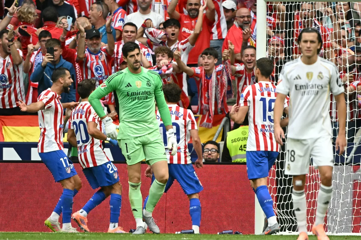 Atlético aplasta al Real Madrid 5-2 en un derbi histórico | El ...